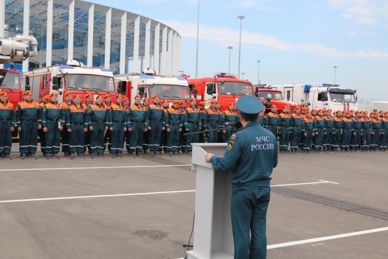 В Нижнем Новгороде наградили сотрудников МЧС из других регионов за обеспечение безопасности ЧМ-2018 - фото 1