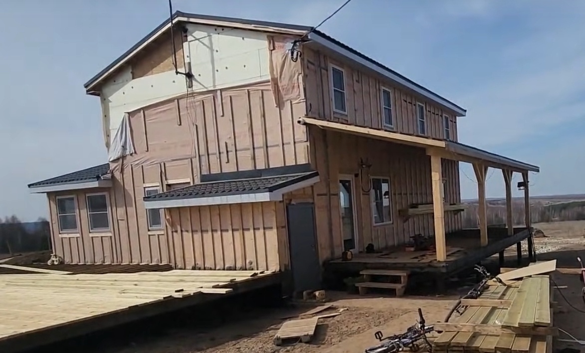 Канадская семья Фейнстра показала свой новый дом в Нижегородской области - фото 1