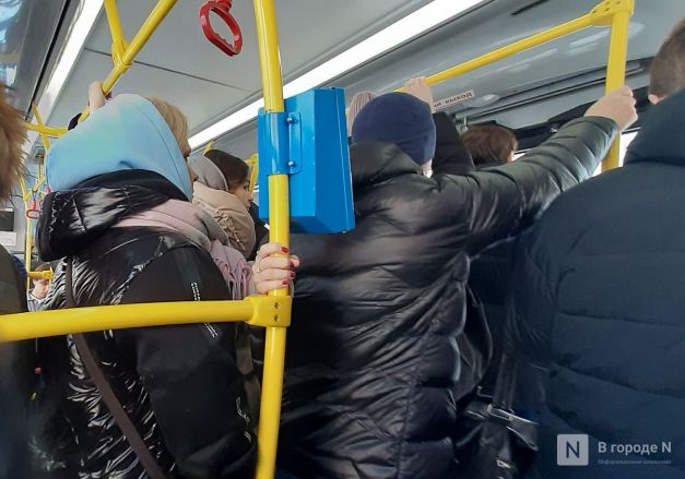 В грязи и давке: тестируем самые популярные автобусы в Нижнем Новгороде - фото 12