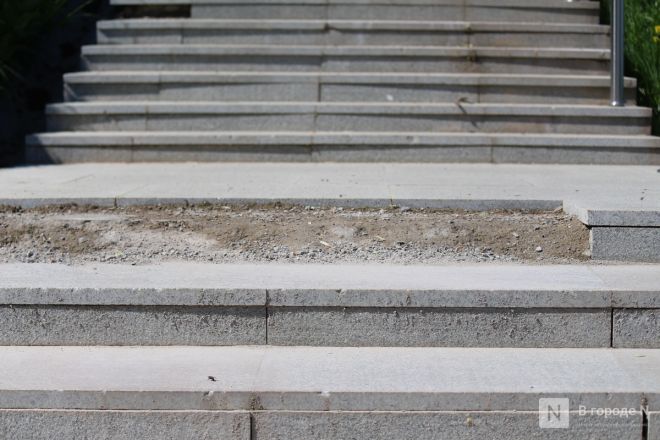 Опубликованы фото дефектов благоустройства в центре Нижнего Новгорода - фото 13