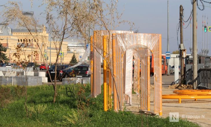 Проблемный сквер у нижегородского метромоста сдадут 20 октября - фото 5