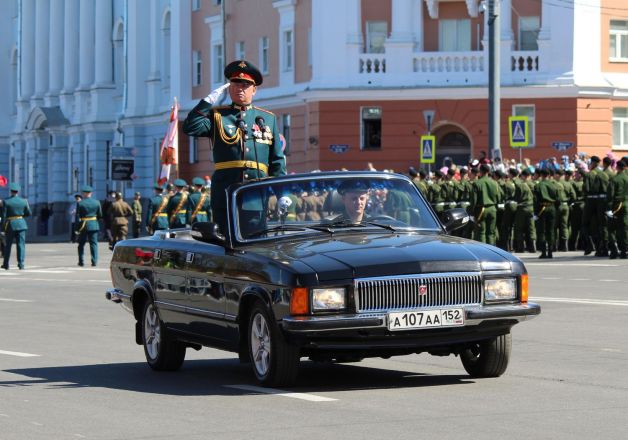 Парад в честь 73-й годовщины Победы прошел в Нижнем Новгороде (ФОТО) - фото 9