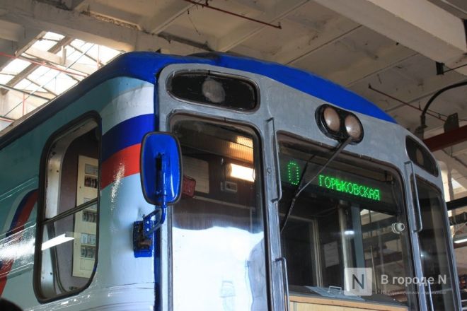 Тематический поезд запустили в метро Нижнего Новгорода перед выборами: показываем, как он выглядит - фото 13