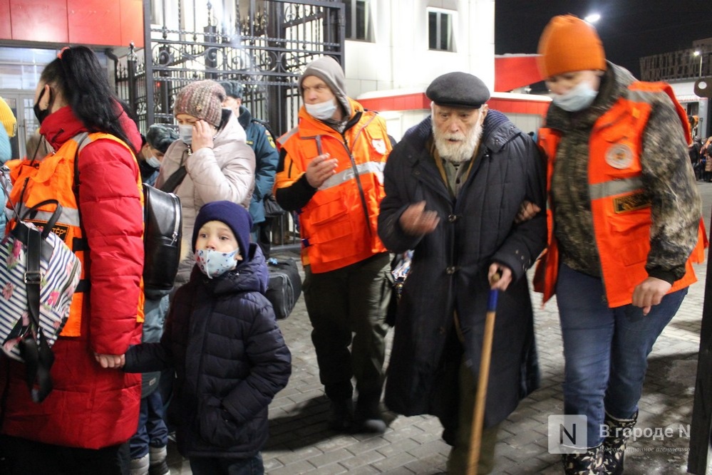 Около 1 000 беженцев из Донбасса прибыли в Нижний Новгород - фото 1