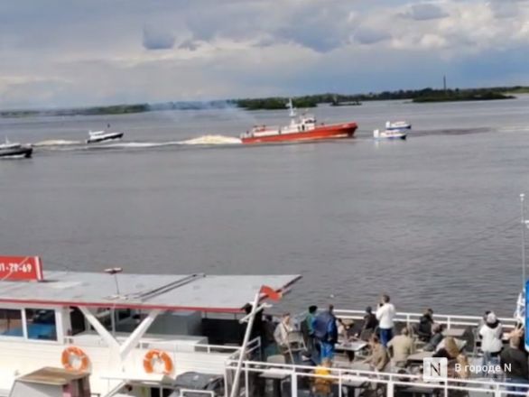 Опубликовано фото с авиашоу и водного парада в Нижнем Новгороде - фото 6