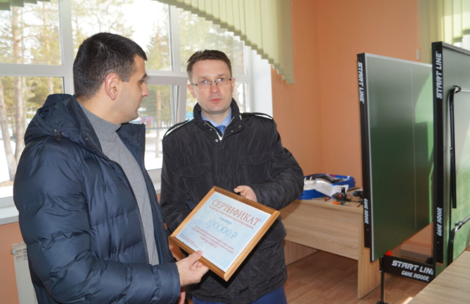 Депутаты КПРФ проверили условия жизни беженцев в Дзержинске - фото 1