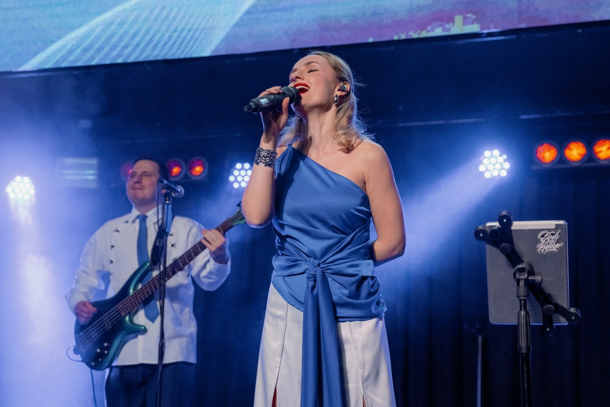 «Любовь — самый желанный райдер»: интервью с необычной кавер-группой «Еще не вечер» из Нижнего Новгорода - фото 3