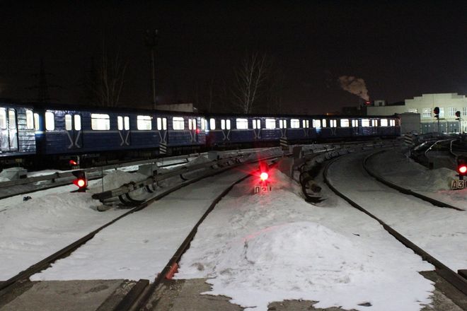 Неспящая подземка: что происходит ночью в нижегородском метро - фото 24