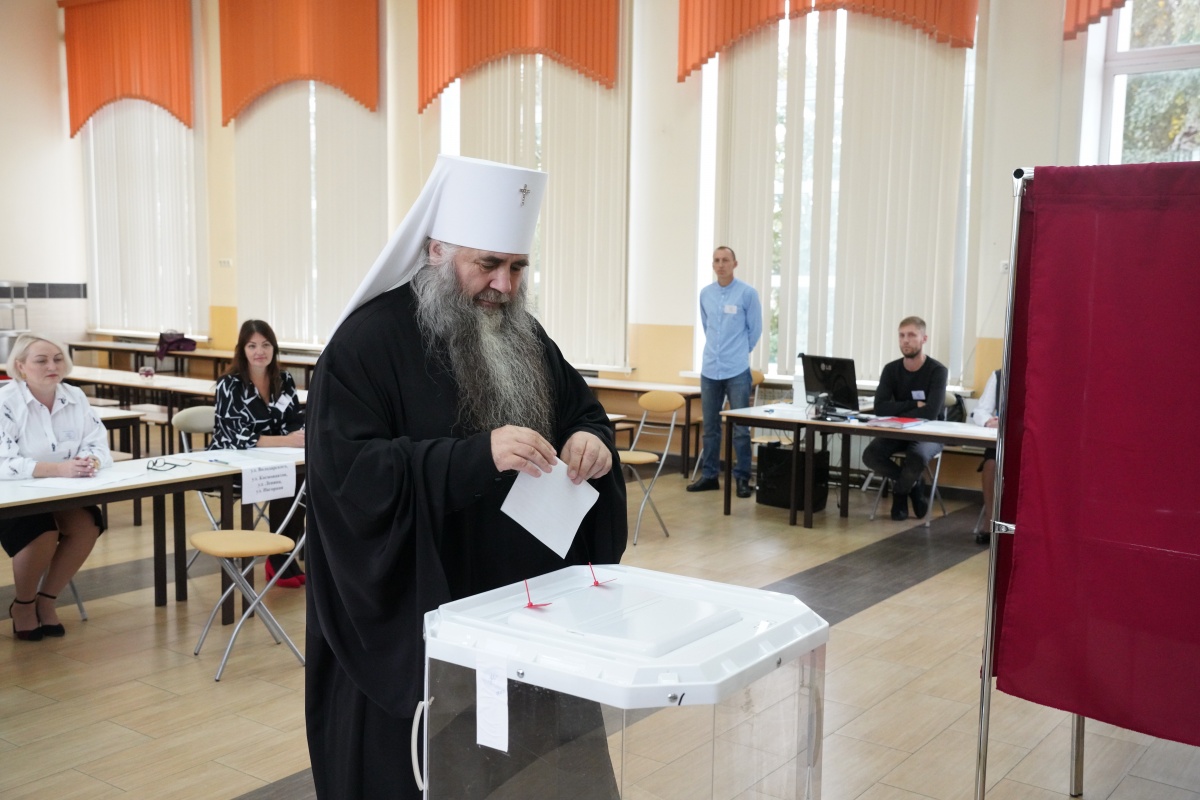 Митрополит Георгий проголосовал на выборах губернатора Нижегородской области - фото 1