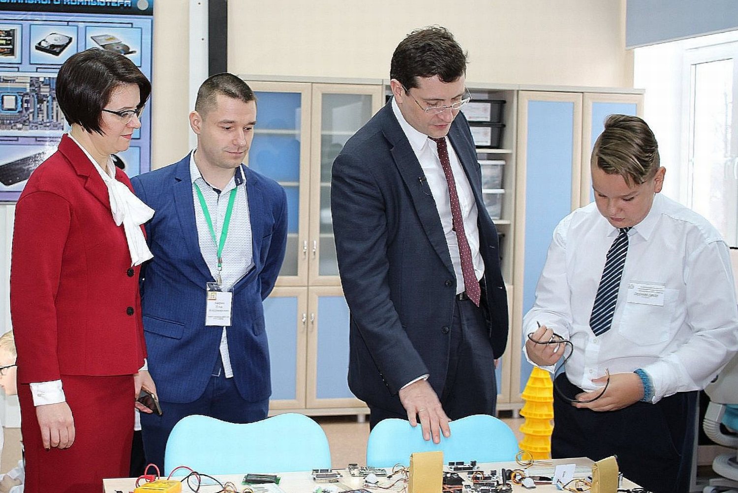 Новая школа и ресурсный центр начали работу в Павлове (ФОТО) - фото 1