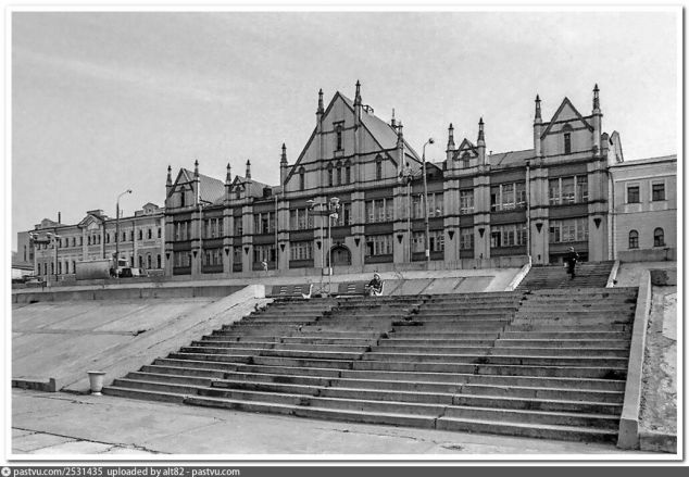 Опубликованы архивные фото Нижневолжской набережной - фото 1