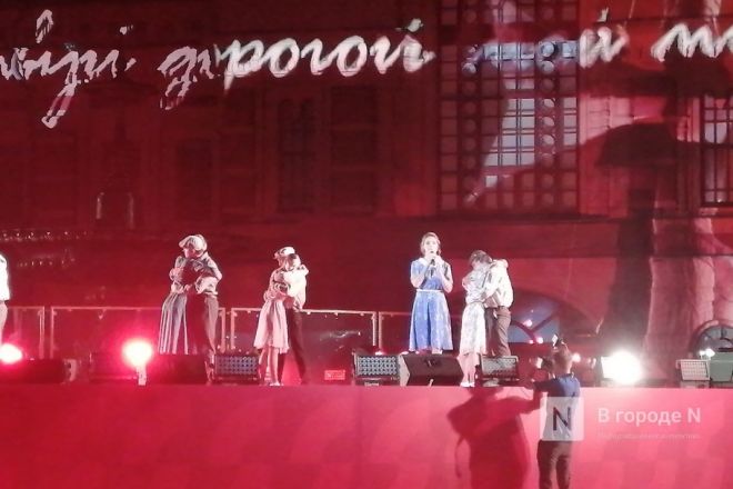 Иммерсивное шоу в постановке Ильи Авербуха состоялось в день 200-летия Нижегородской ярмарки - фото 41