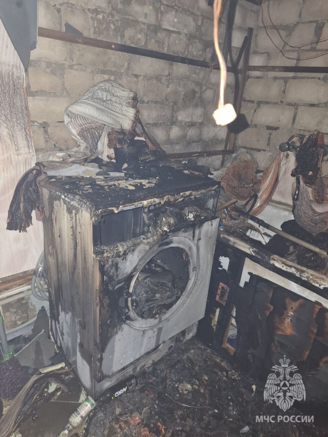 11 человек спасли и 20 эвакуировали из горящего дома в Нижнем Новгороде - фото 1