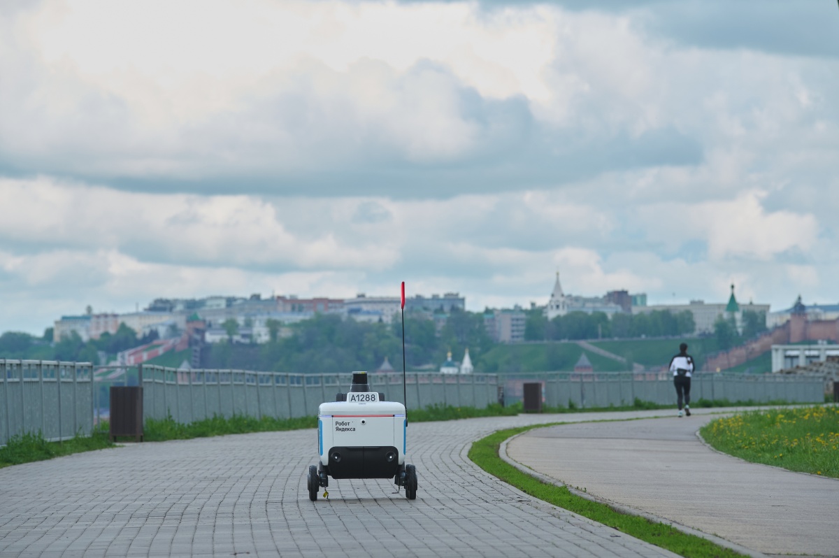 Роботов-доставщиков запустили в Нижнем Новгороде: рассказываем, где их искать - фото 3