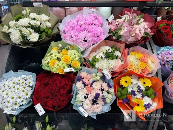 Мужчины, готовьтесь. Рассказываем, сколько стоят цветы к 8 марта в Нижнем Новгороде - фото 81