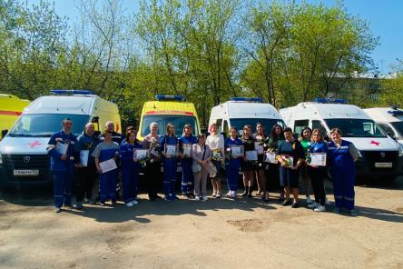 270 сотрудников скорой помощи наградили в Нижегородской области