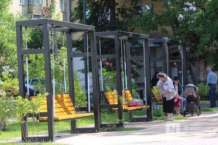 Крутящиеся стулья и игры на асфальте: четыре пространства преобразились в Ленинском районе