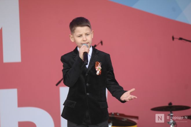 Без парада и салюта: как прошел День Победы в Нижнем Новгороде — фоторепортаж - фото 83