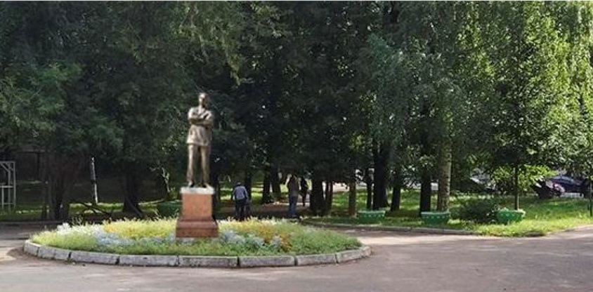 По решению нижегородцев памятник Горькому установят в сквере на улице Ковалихинской - фото 2