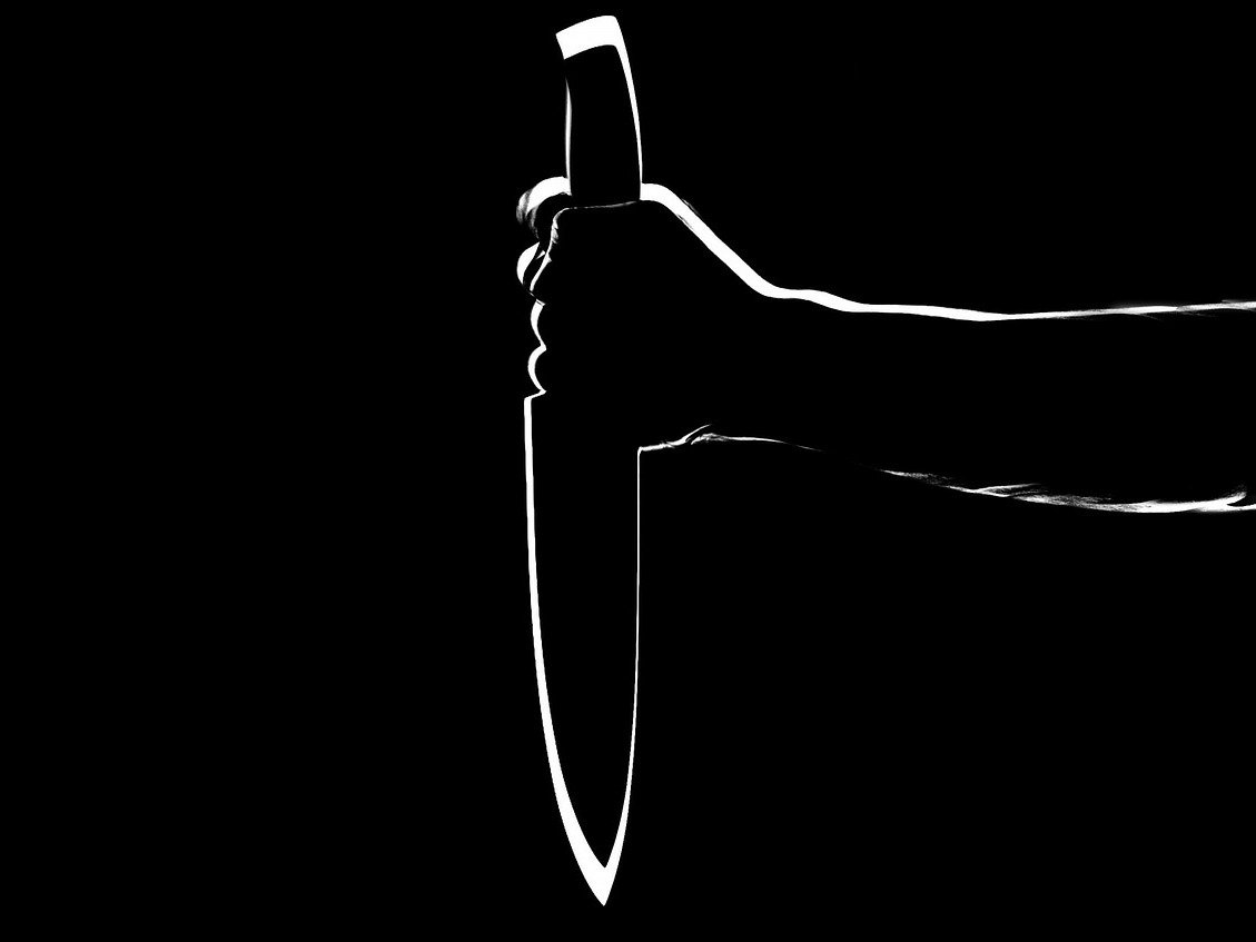 52-летний мужчина подкараулил бывшую даму сердца в Богородском районе и ударил ее ножом - фото 1