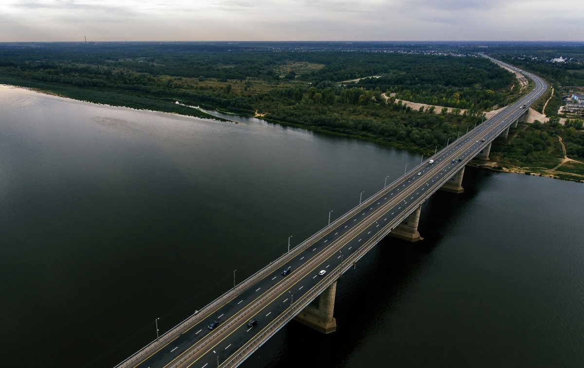 Часть Стригинского моста через Оку перекрыли в Нижнем Новгороде - фото 1