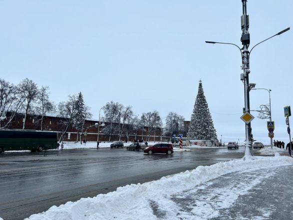 Утонули в сугробах: фоторепортаж с улиц Нижнего Новгорода после снежного апокалипсиса - фото 30