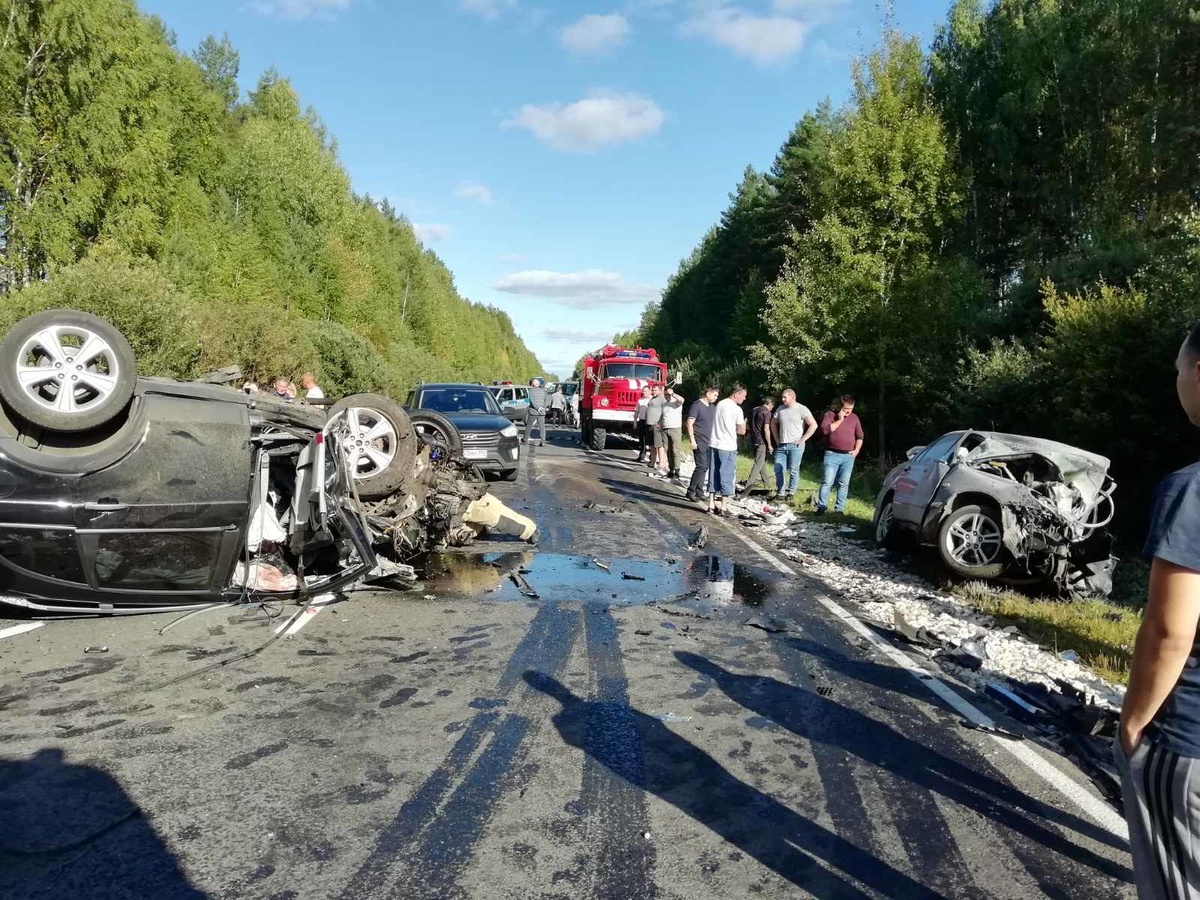 Двое человек погибли и четверо пострадало в ДТП в Воскресенском районе