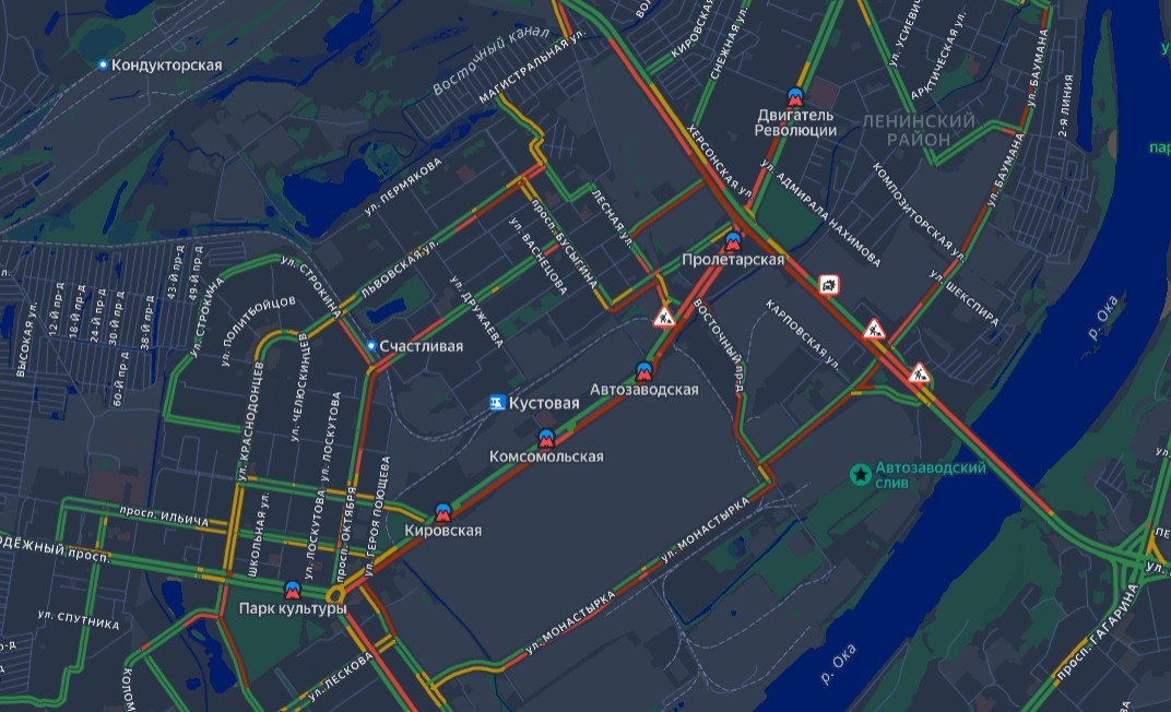 Автозавод и Мызинский мост встали в гигантских пробках утром 27 октября - фото 1