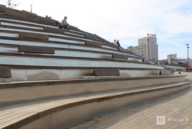 Трещит по швам: как выглядит центр Нижнего Новгорода после аномальной зимы — фоторепортаж - фото 121