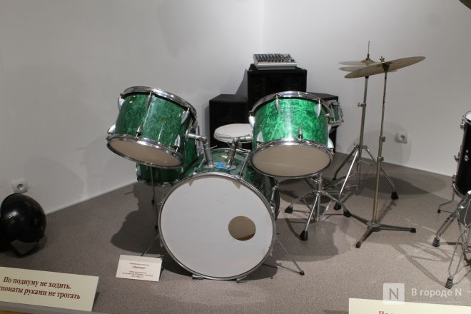 Гитара Высоцкого и барабан &laquo;Любэ&raquo;: музей музыки открылся в Нижнем Новгороде - фото 58