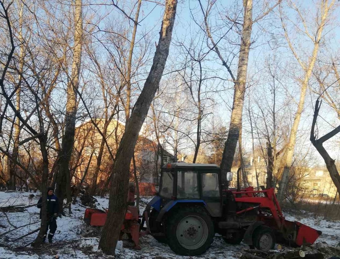 Более 40 КАМАЗов мусора вывезли с незаконных свалок Сормовского района  - фото 1
