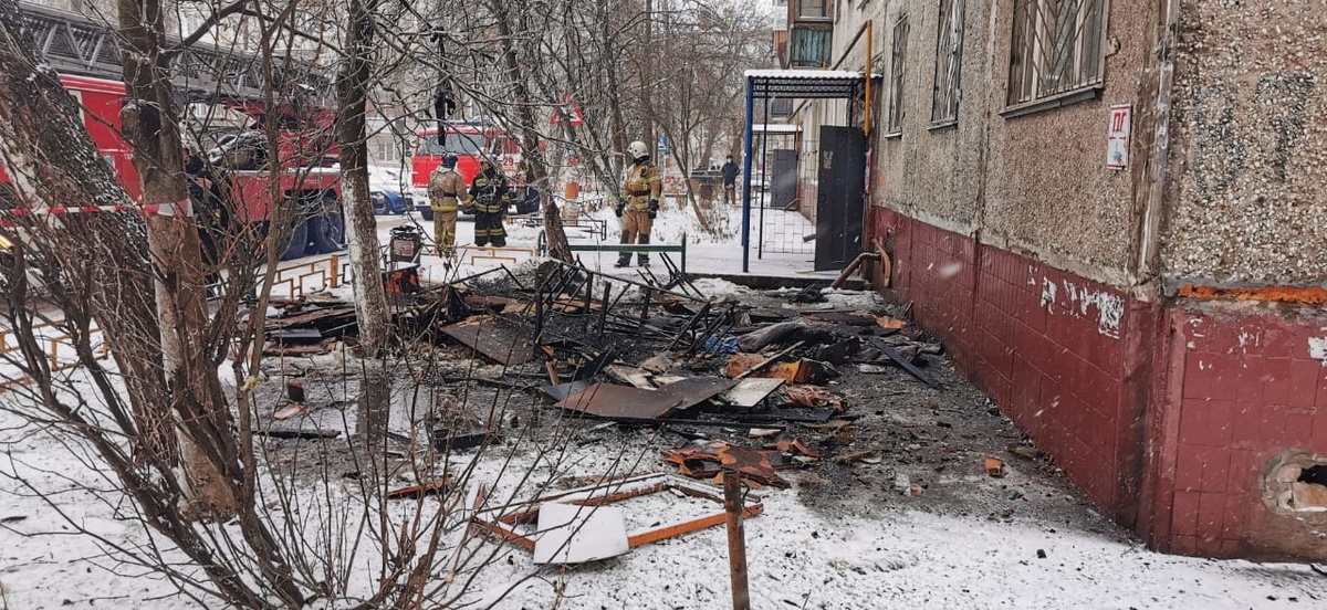 Пункт временного размещения развернули в школе № 187 для пострадавших в ЧП на улице Березовской - фото 1