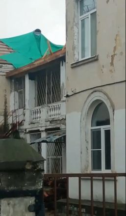 Ремонтировавший детсад подрядчик оставил его без крыши в Нижнем Новгороде - фото 6