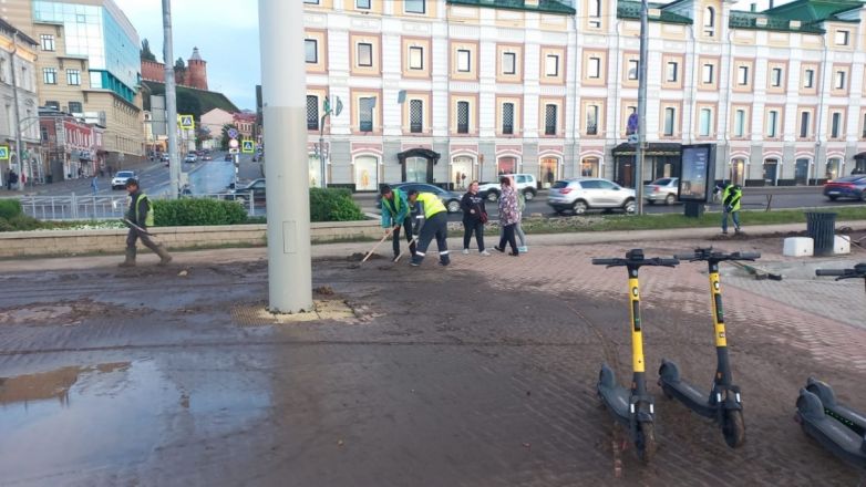 Глава Нижегородского района остался доволен работой ливневок во время дождя - фото 2