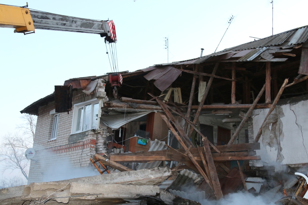 Следователи установили место взрыва, приведшее к обрушению дома в Вачском районе - фото 1