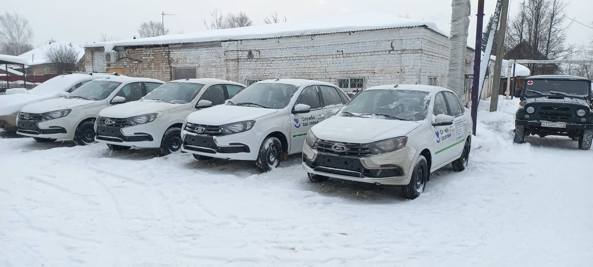 Четыре новых автомобиля поступили в Семеновскую ЦРБ - фото 1
