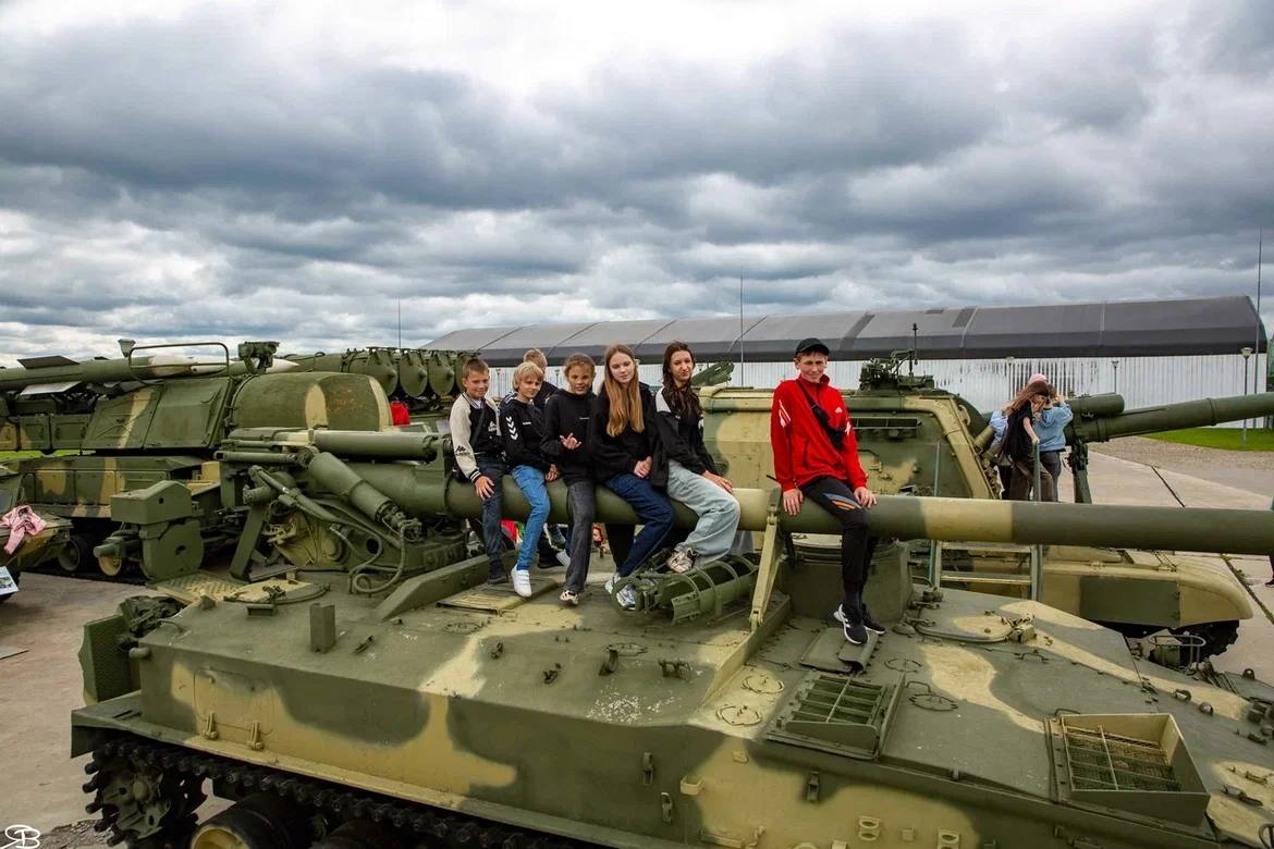 Нижегородские школьники посетили парк &laquo;Патриот&raquo; в Москве - фото 2