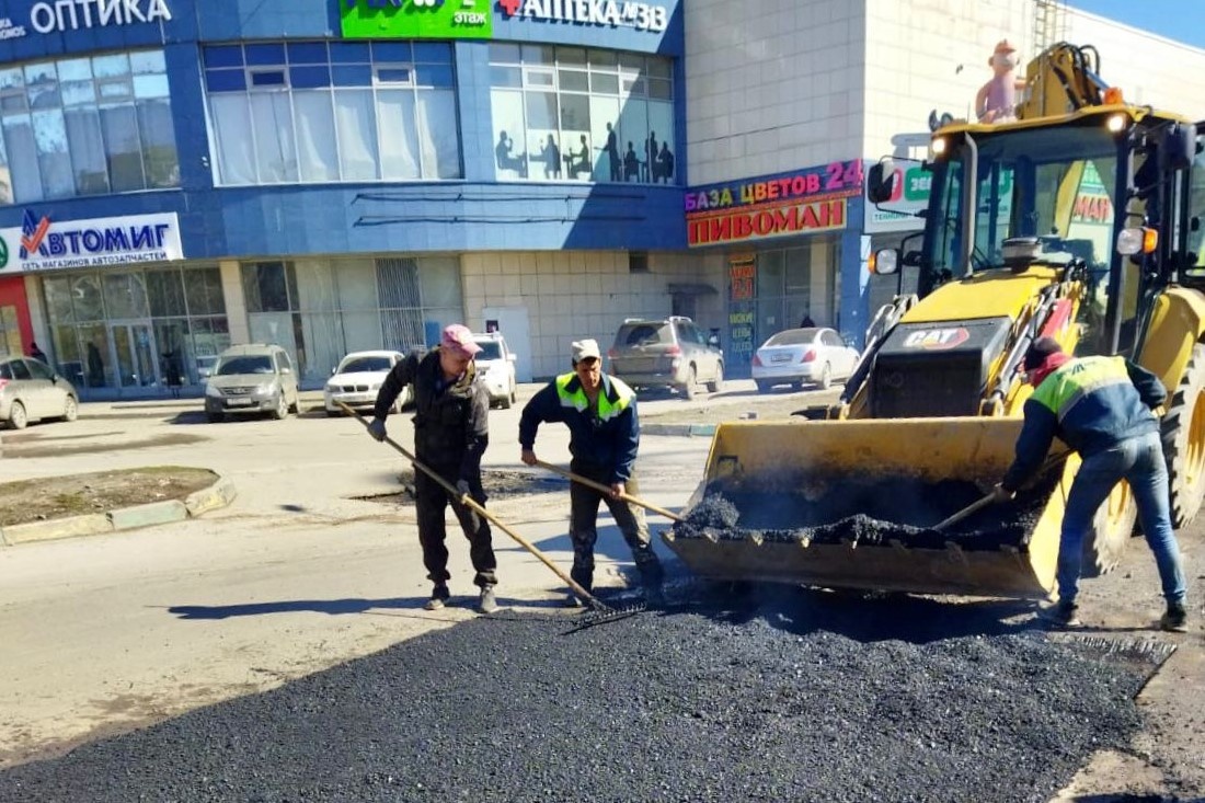 Подрядчики приступили к ремонту детских площадок Нижнего Новгорода после зимы