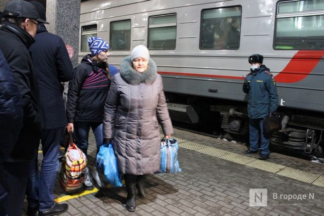 Около 1 000 беженцев из Донбасса прибыли в Нижний Новгород - фото 6